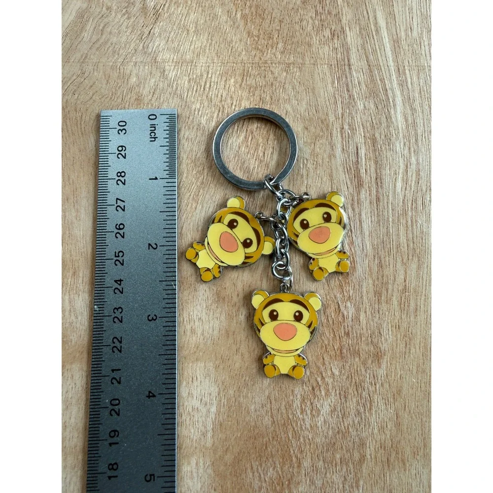 DISNEY Tigger Winnie the Pooh Enamel Charm Keychain Yellow Silver OS